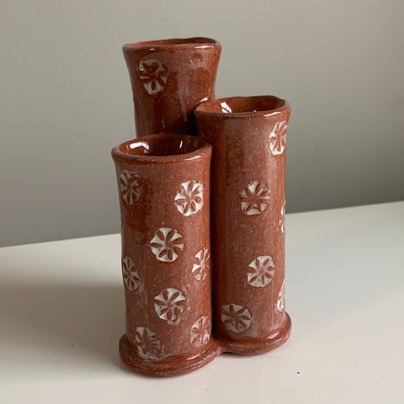 Handcrafted Other - HP🎊NEW Hand Made Pottery Flower Bud Vase in White & Brown Earth Tones